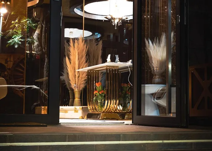 Hidden Bank: Golden Appartement