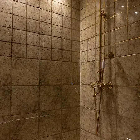 شقة Hidden Bank: Golden *