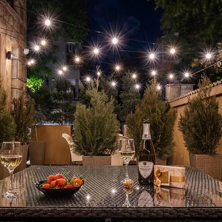 דירה Hidden Bank: Golden