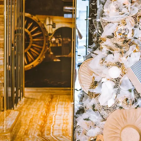 Hidden Bank: Golden פלובדיב