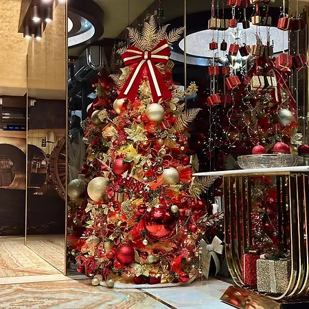 Hidden Bank: Golden Daire *