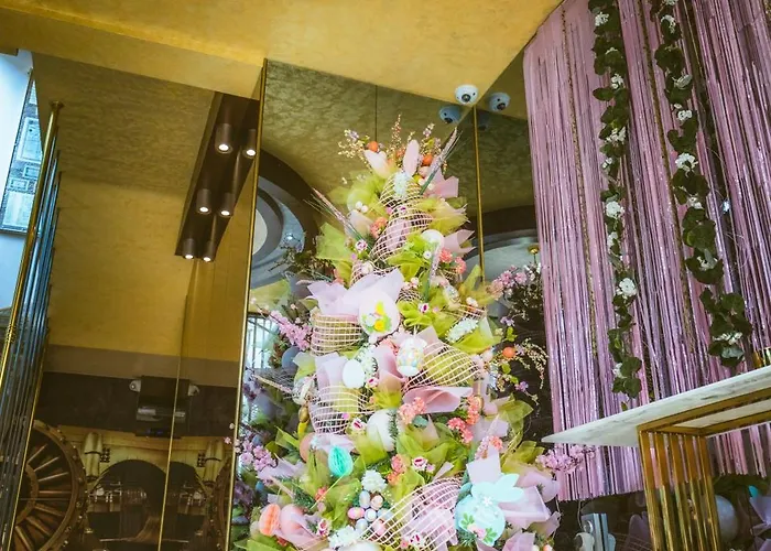 Hidden Bank: Golden Apartman *